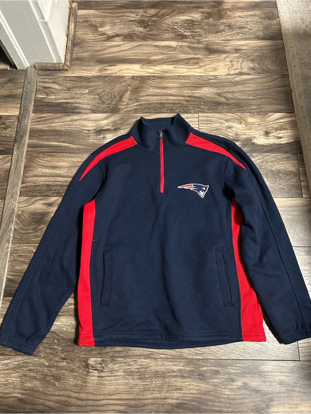 New England Patriots 1/4 Zip Pullover Thick Sweater Men M Red Blue Jacket 654